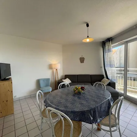 3 Pieces Avec Balcon, Piscine Et Parking A Proximite De La - 6 Couchages - Fr-1-224c-188 * Saint-Jean-de-Monts