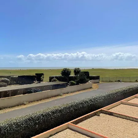 3 Pieces Avec Balcon, Piscine Et Parking A Proximite De La - 6 Couchages - Fr-1-224c-188 *